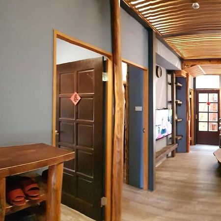 Yue Lake Backpackers Yuchi Exterior photo